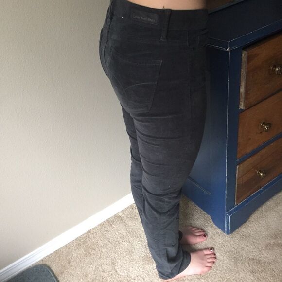 Calvin Klein straight leg green corduroy pants - Picture 7 of 9